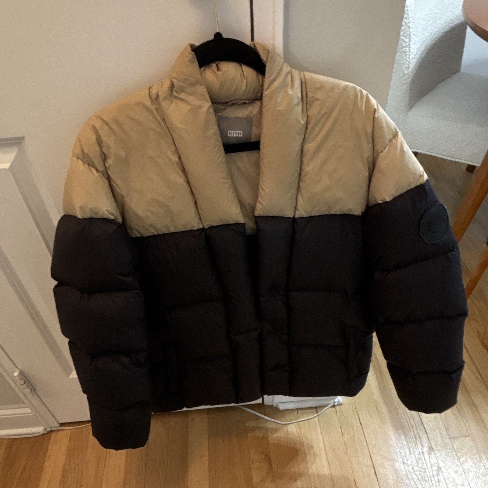 KITH Colorblock Insulated Puffer Jacket Logo Shawl Collar Button Two Tone Size S