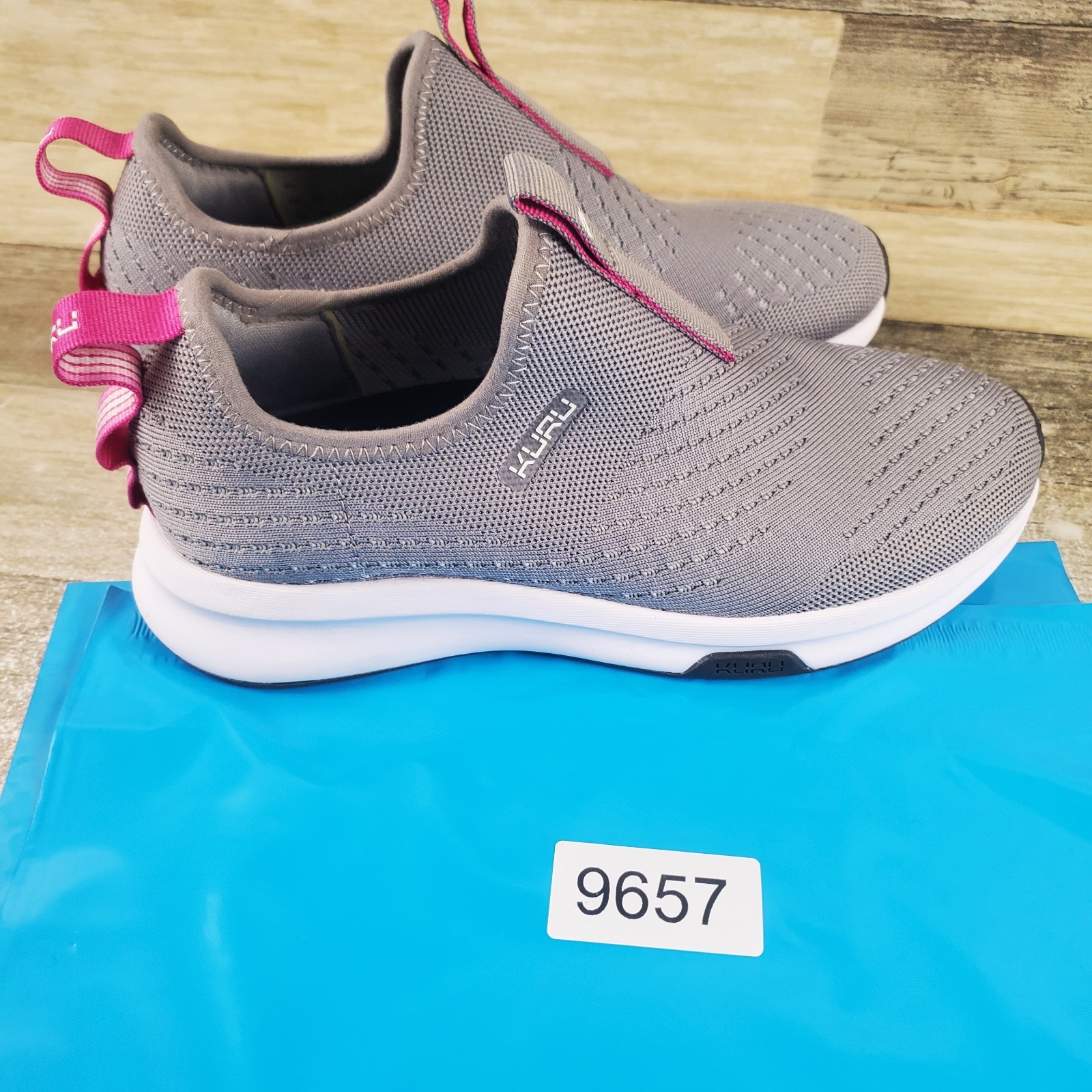 Kuru Atom Slip-On Womens Shoes Sz 7.5 M Running Stone Gray Berry Pink Sneakers
