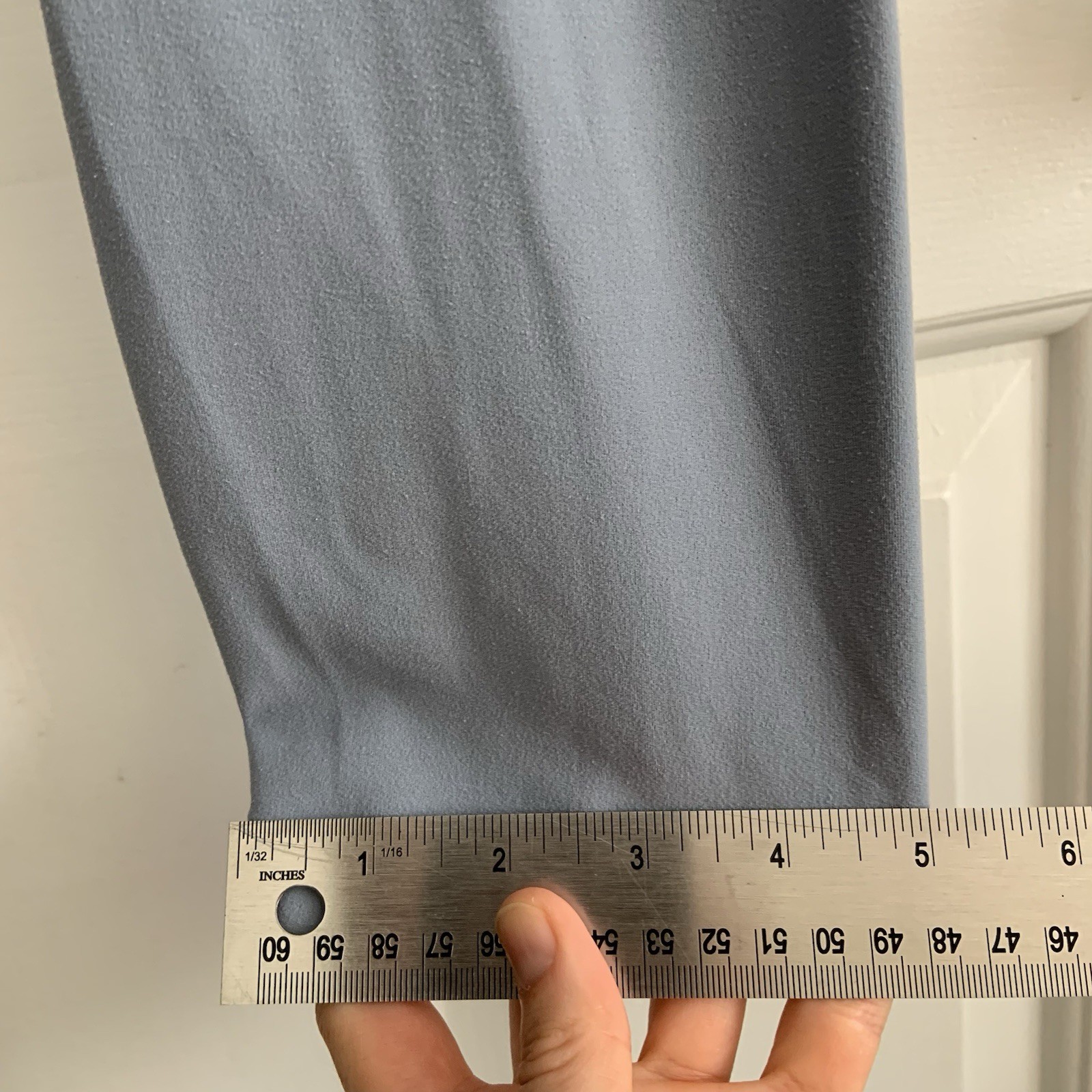 Lululemon Align Crop 21in Pants women sz 6 Light Chambray Blue EUC