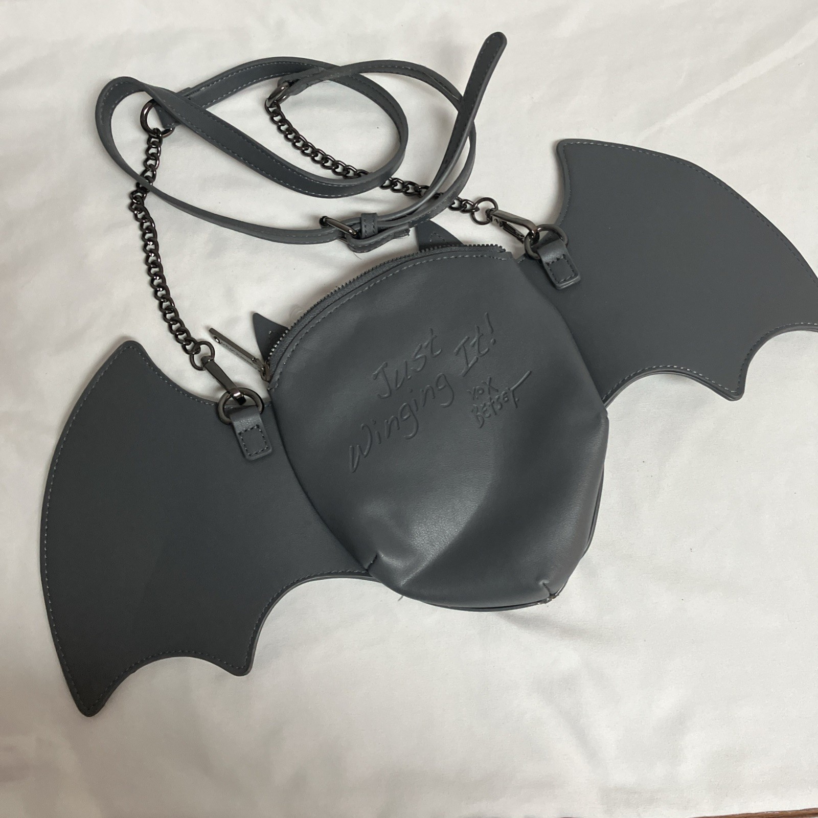 Betsey Johnson XO Bat Rhinestone Halloween Crossbody Bag Dark Gray EUC