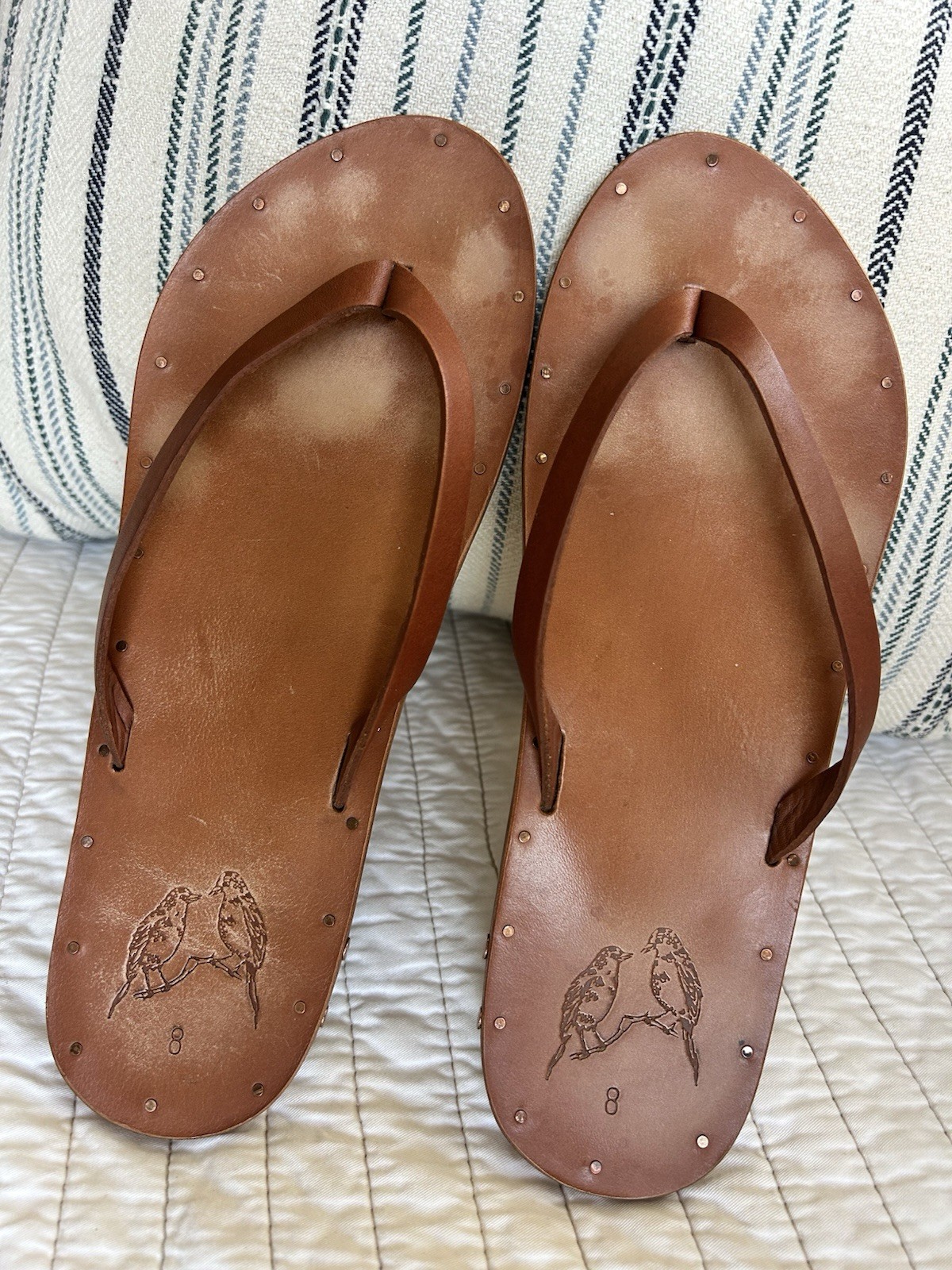 Beek Leather Sandals Flip Flops Thongs Size 8 Brown Tan EUC