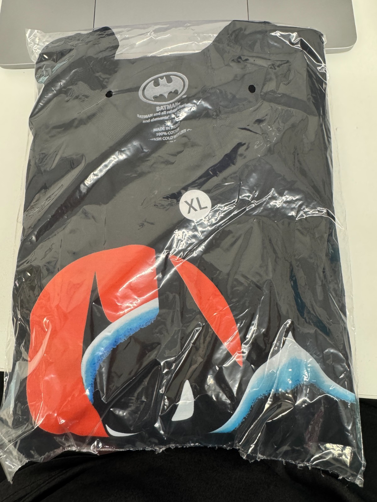 BATMAN THE ANIMATED SERIES T SHIRT