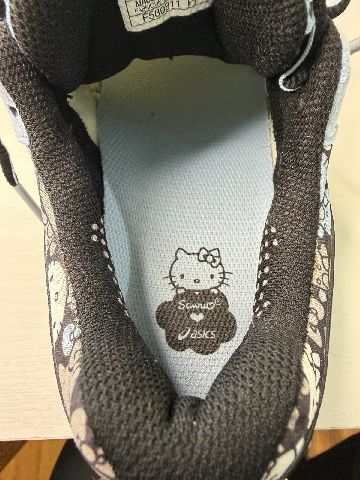 Asics Gel-Blur33 Hello Kitty Pattern Sneakers Size 8 Black/blue NEW W/O Box