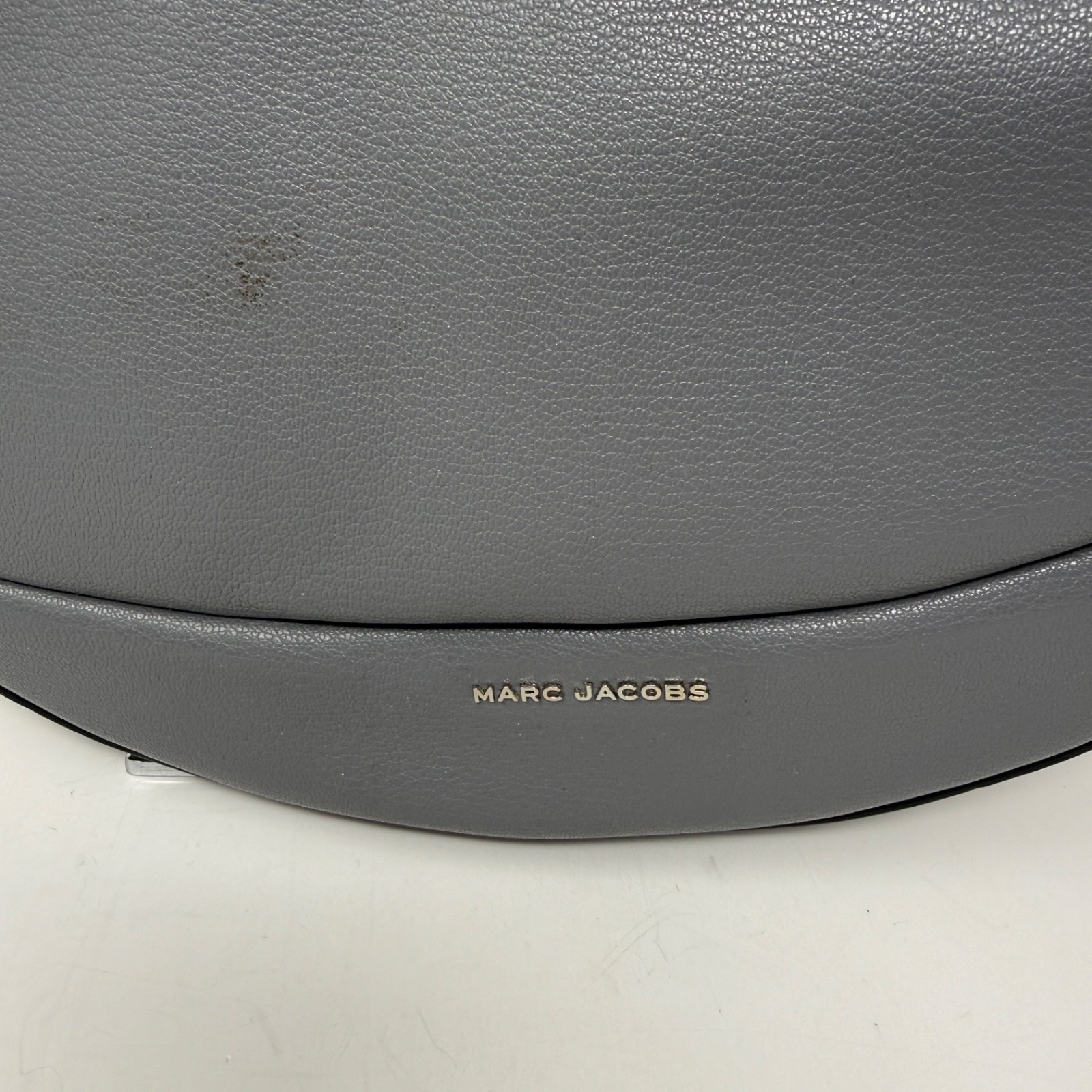 NEW Marc Jacobs The Eclipse Genuine Leather Half Circle Chain Purse Smoked Pearl