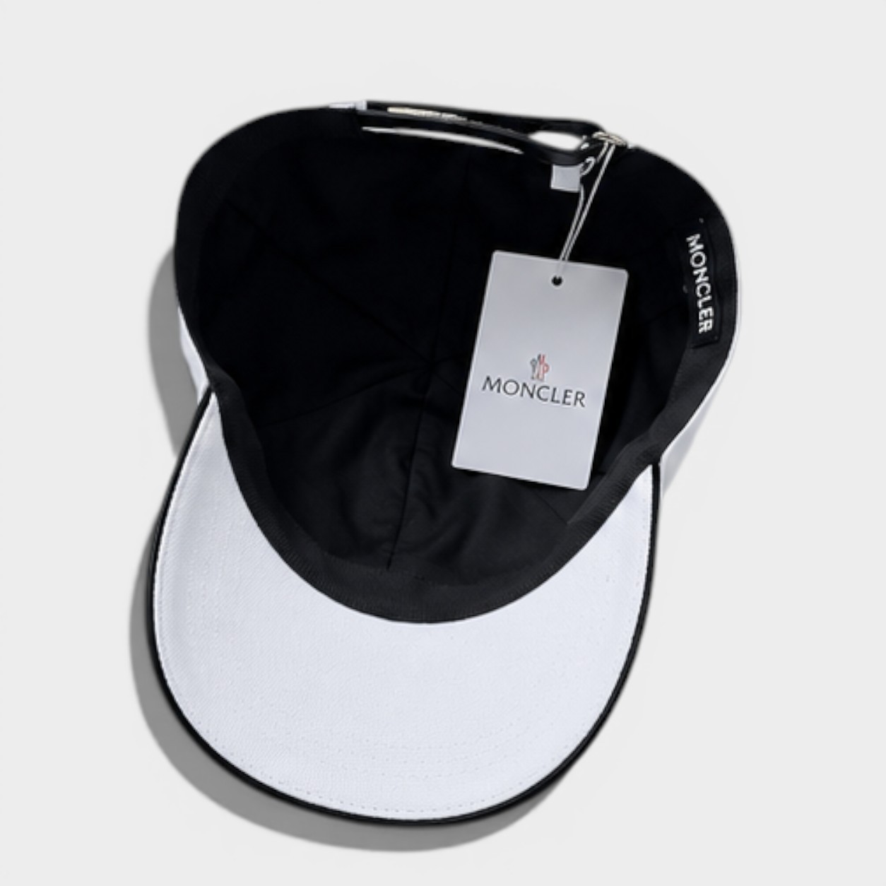 Moncler White Adjustable Baseball Cap Luxury Designer Casual Hat for Men & Women