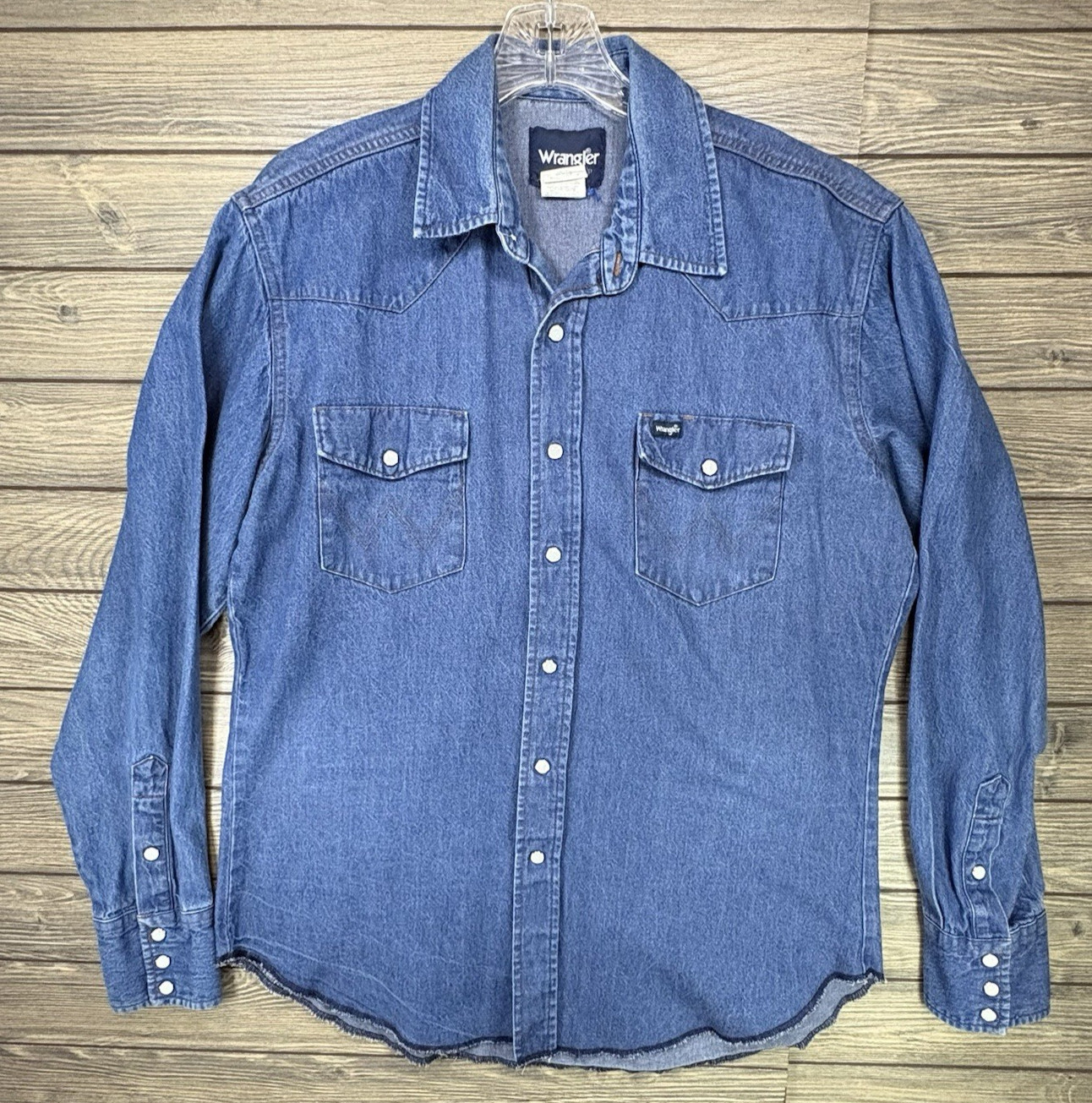 VTG Wrangler X-Long Tails Shirt Mens Blue Denim Pearl Snap Large 16X35 70127MW