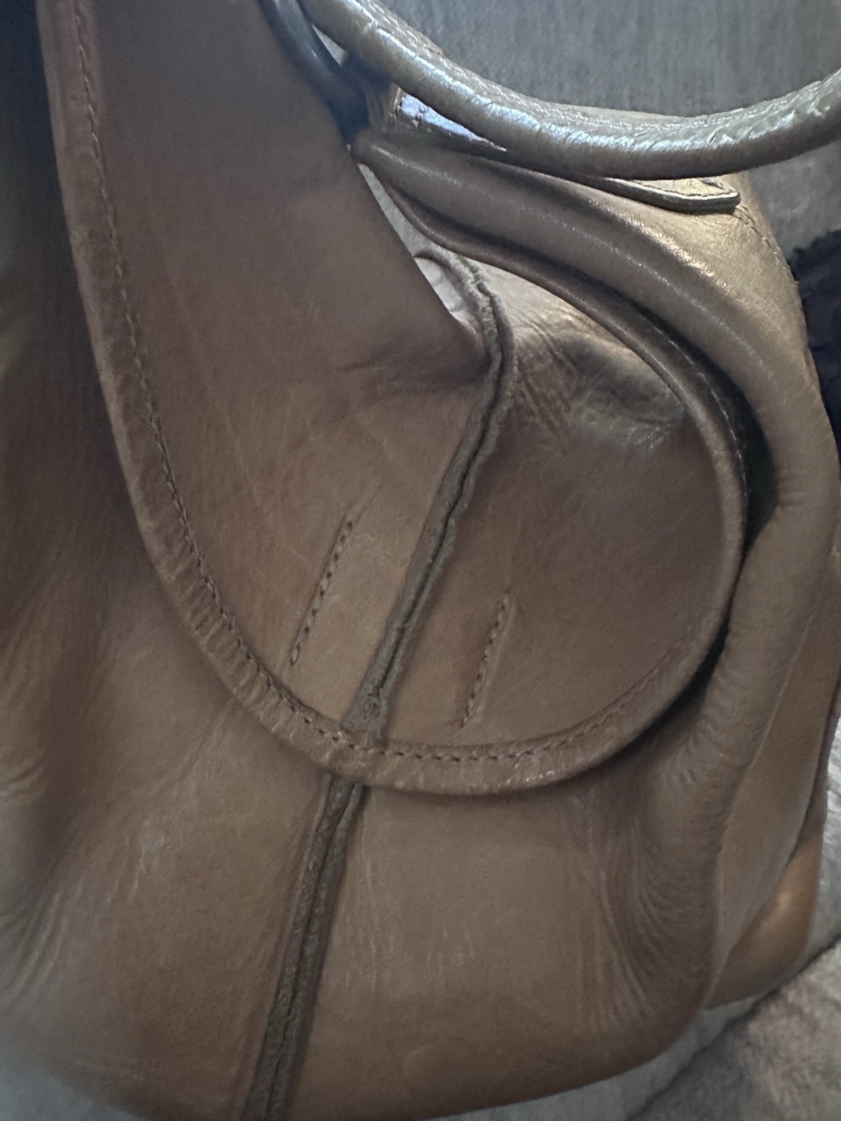 Frye Hobo Leather Large Handbag !!