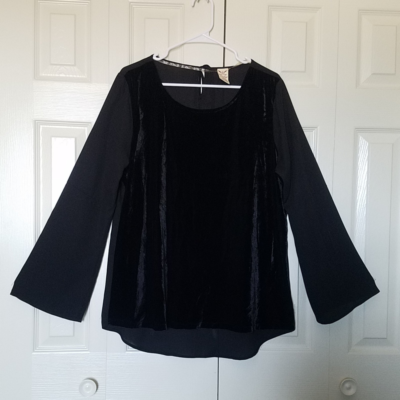 FADED GLORY Black Velvet Front Tie Back Neck Semi Sheer Back Top Womens L