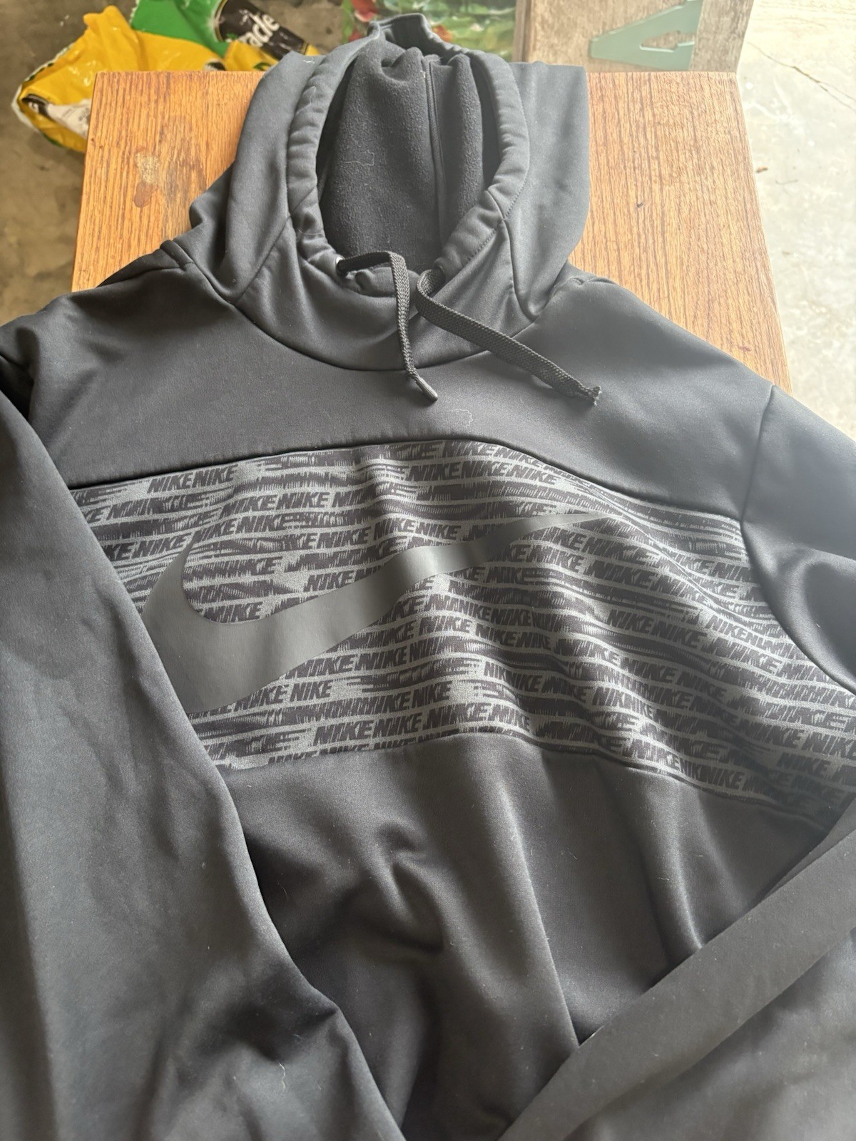 Nike Dri-FIT Men’s Gray Pullover Fleece Hoodie Graphic Logo XL Regular