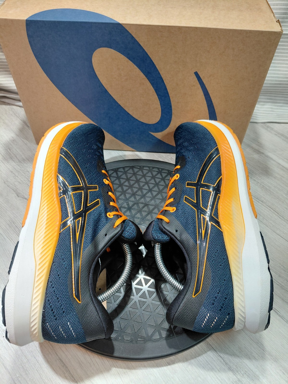 ASICS EZERIDE French Blue/Yellow Men’s 11 Low Top Lace-Up Sneakers 1011B788-401