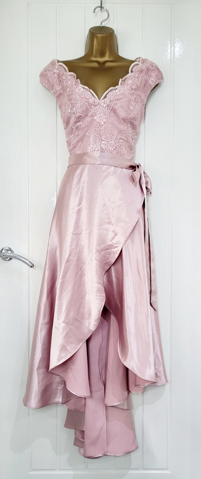 QUIZ size 18 Pink blush lace satin dipped hem occasion dress wedding races NEW