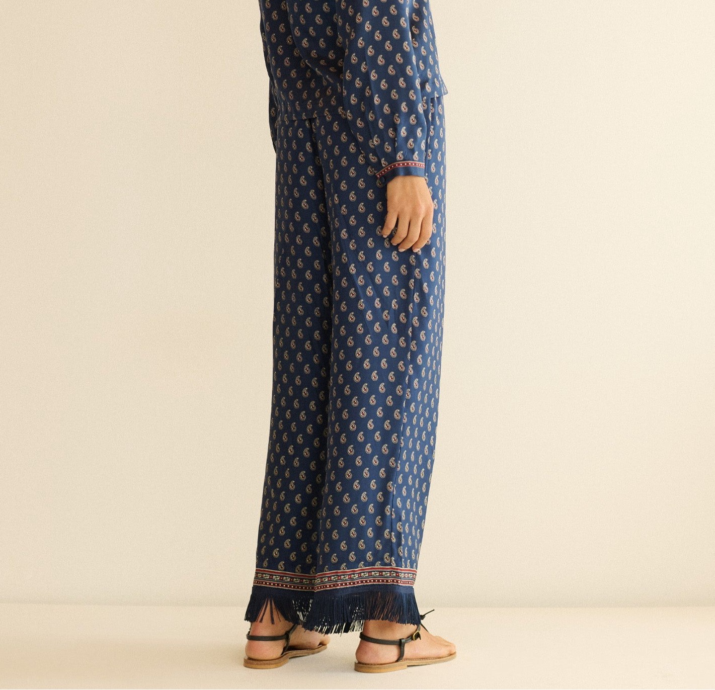 Women Doen Silk Blend Floral Tassel Wide Leg Pants