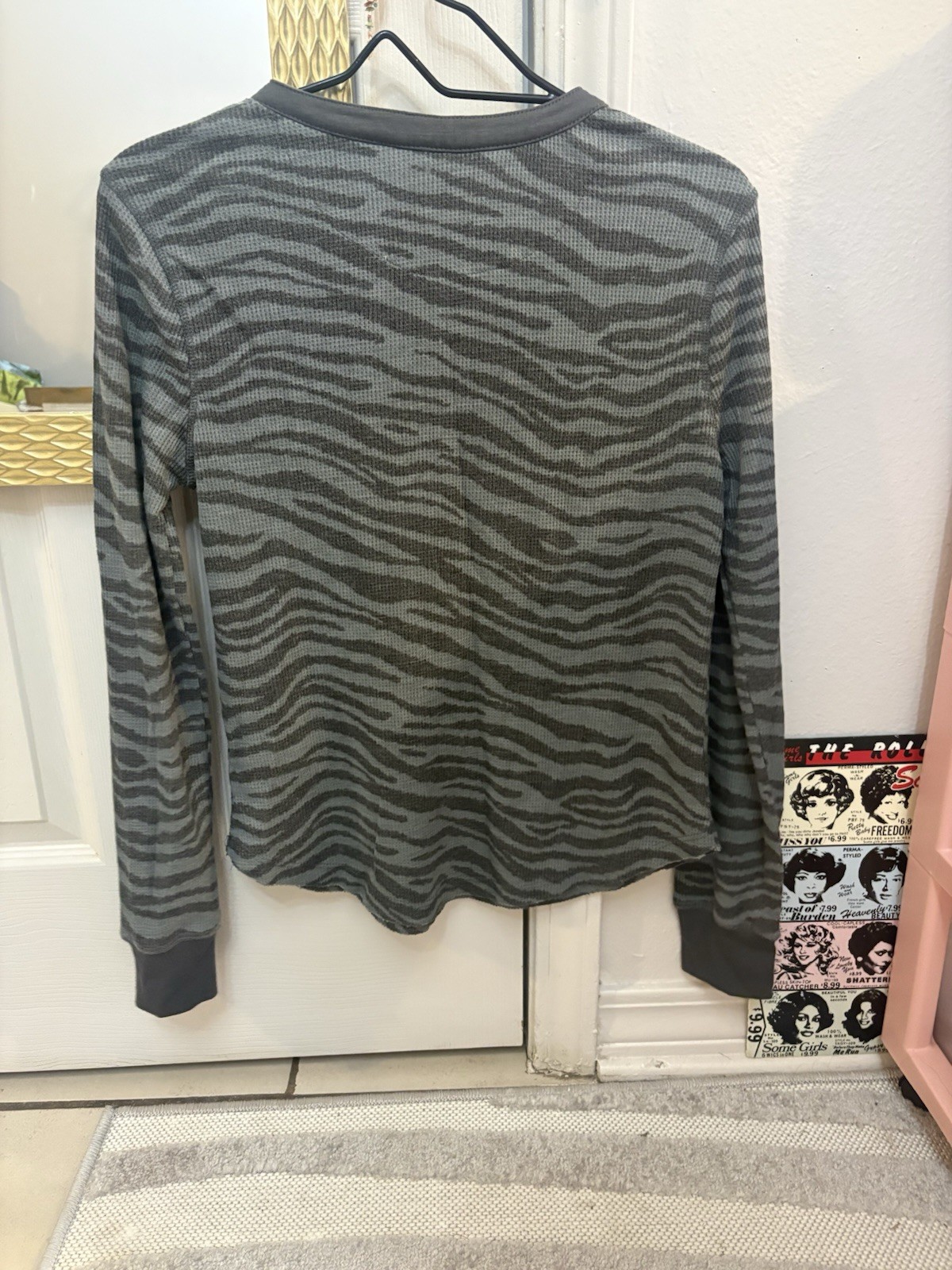 Beachlunchlounge Zebra Thermal Henley Shirt Gray Long Sleeve Waffle Knit XS