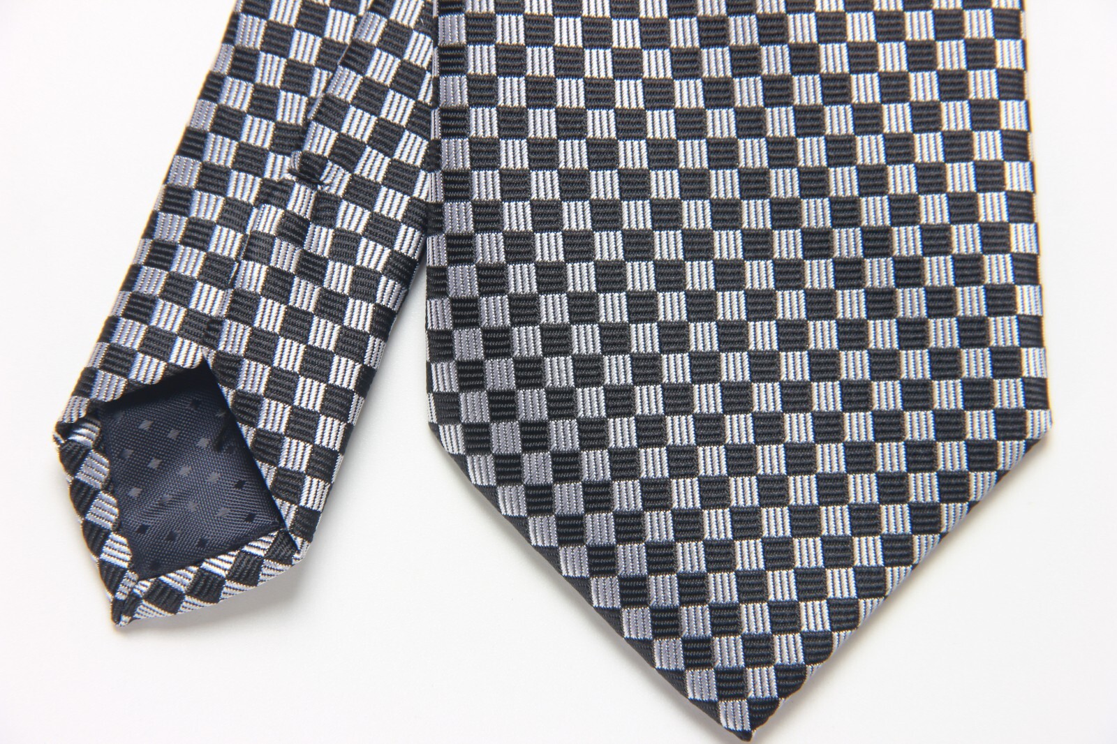 New Classic Plaids Checks White Black JACQUARD WOVEN 100% Silk Men’s Necktie Tie