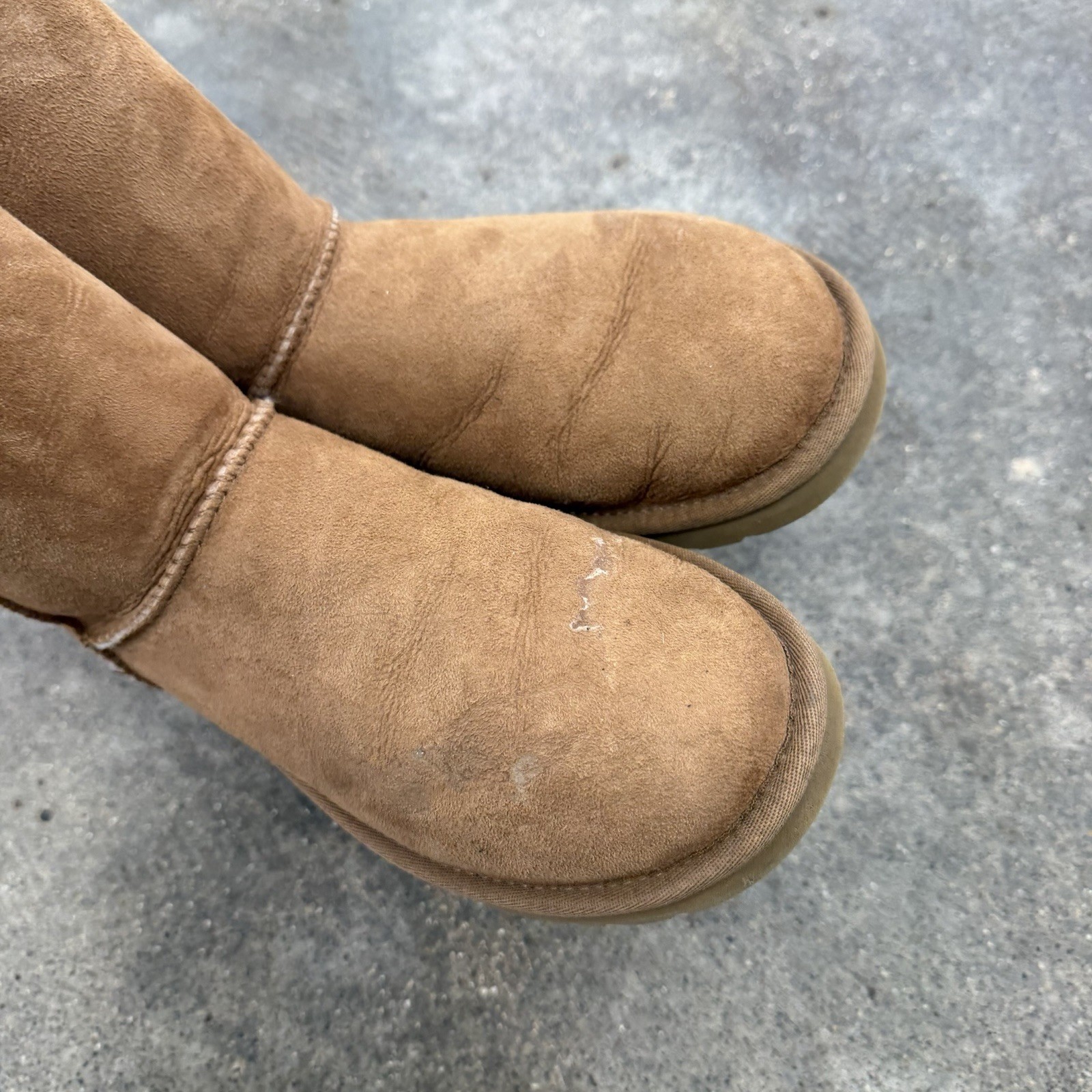 UGG Australia Womens Classic Boots 5825 Chestnut Sheepskin Size 8