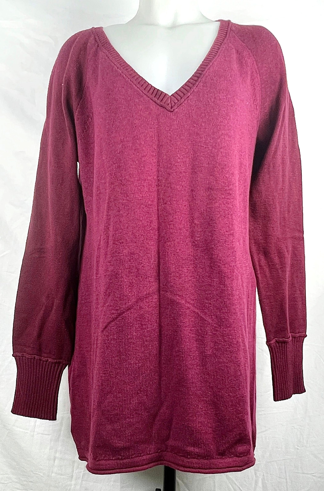 Eddie Bauer Dark Magenta Pink/Purple Long Sleeve V-Neck Tunic Sweater TL LT