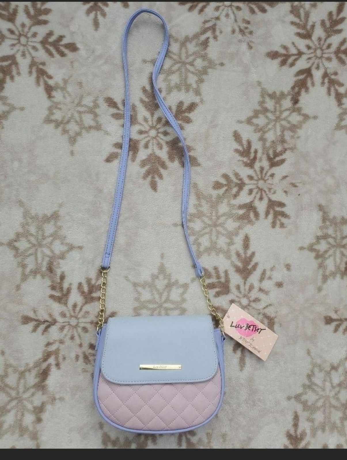 NWT Betsey Johnson LB Bri Pastel Pink and Purple Crossbody Purse
