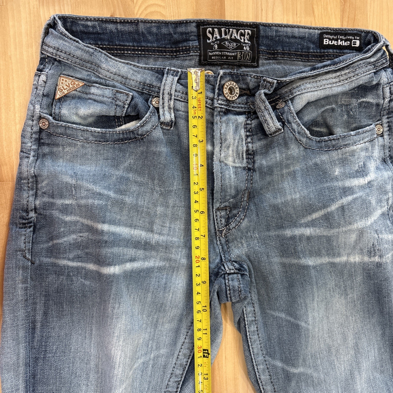 BKE Salvage Supply Co Mayhem Straight Leg Jeans Mens 30 S LightWash Heavy Stitch