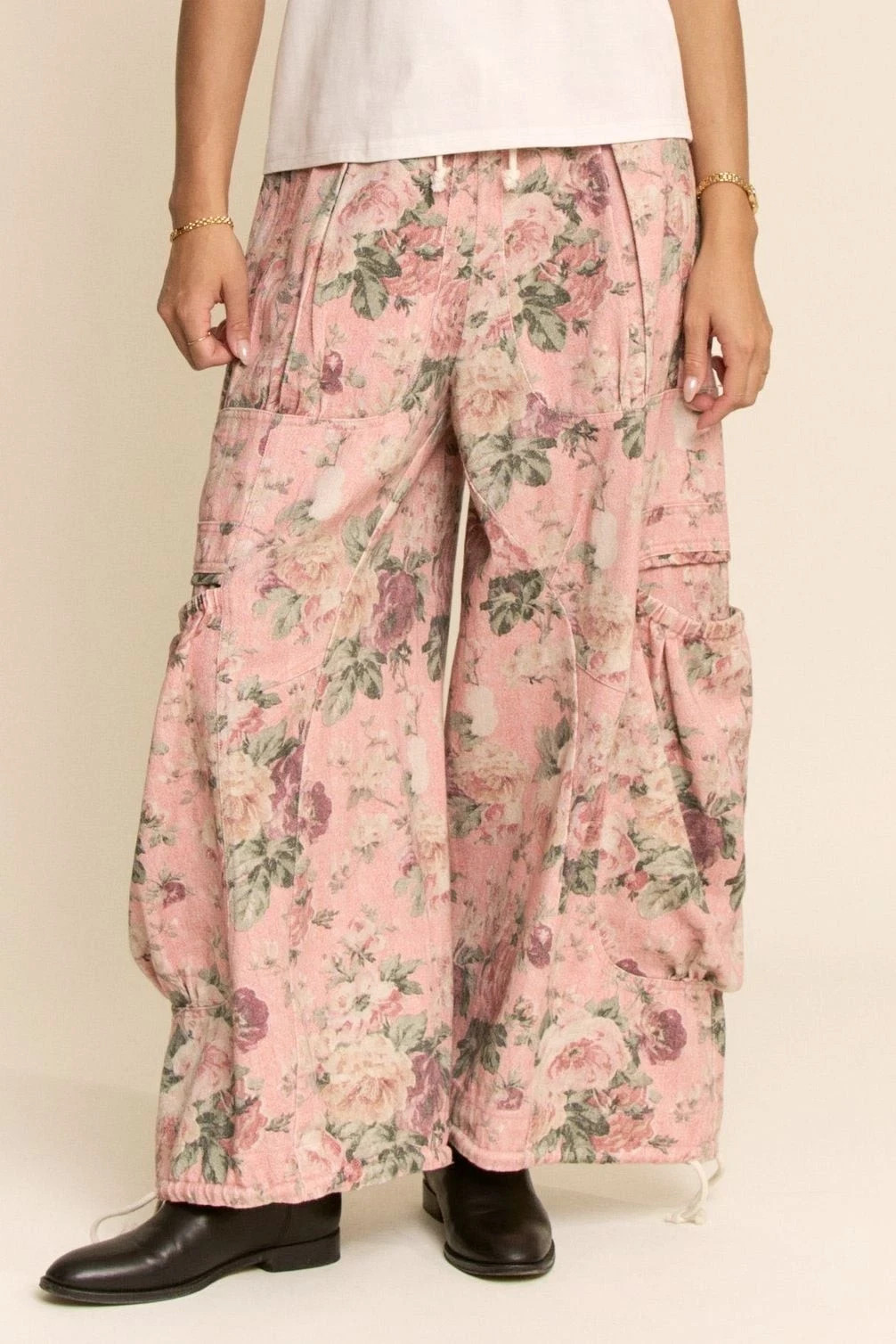 NEW Davi & Dani Pink Denim Floral Big Pocket Cargo Barrel Pants SM fairy Grunge