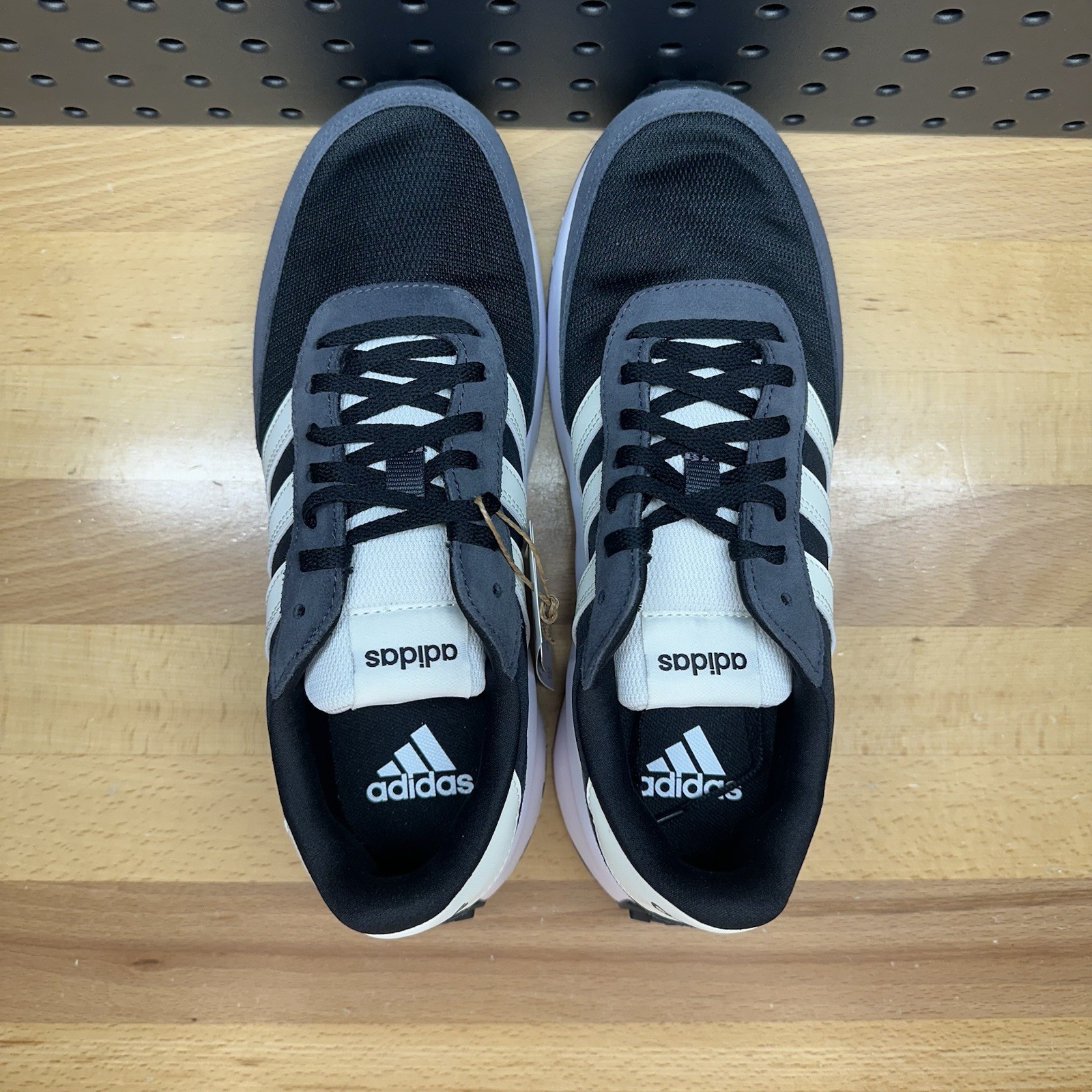 Adidas Run 70s Black Off White Sportswear Retro Running Shoes Women’s Size 8