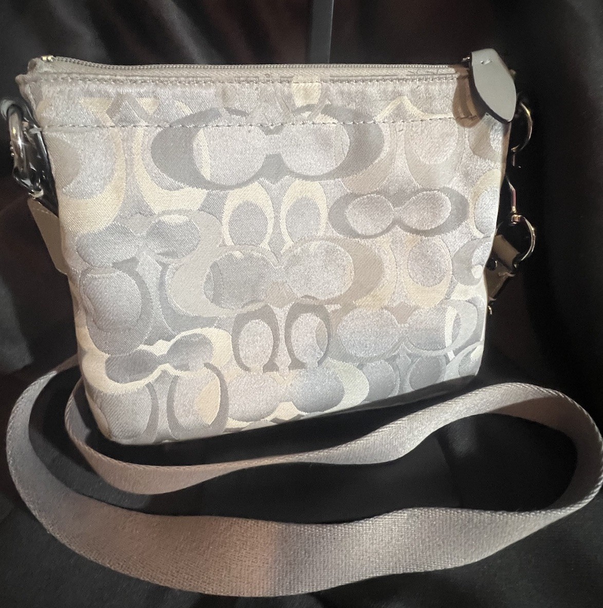 VTG COACH Penelope Signature Swingpack Crossbody~Ivory/Gray W/Silver Hardware