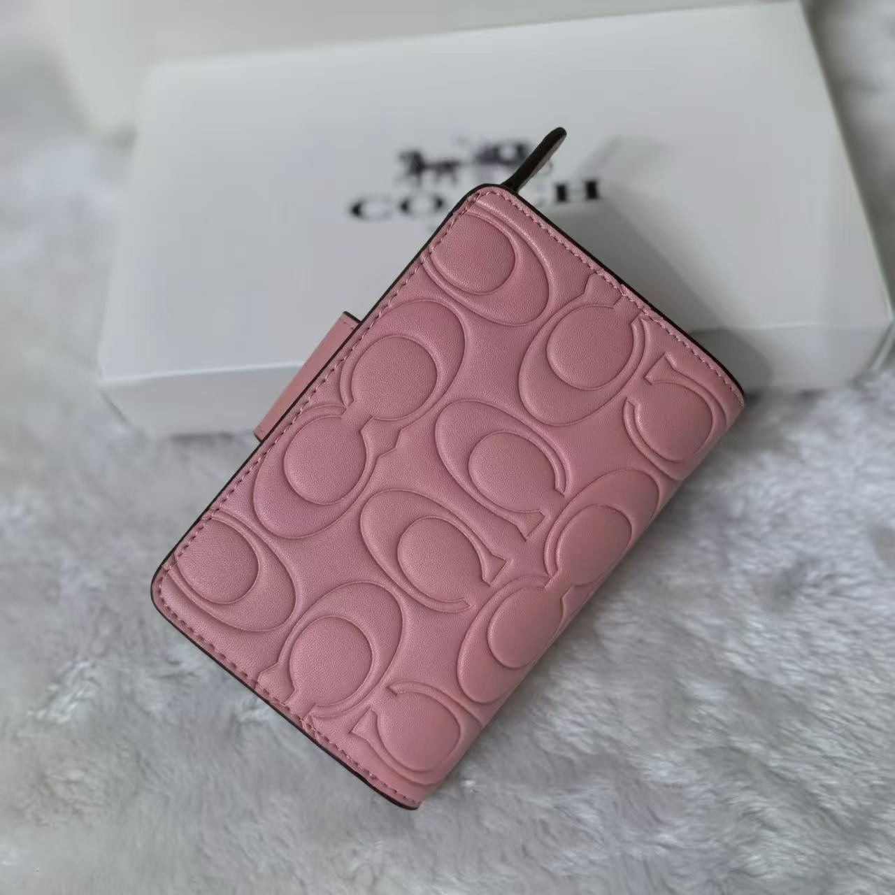 COACH Medium Corner Zip Wallet with Signature CM241 Pink Outlet New