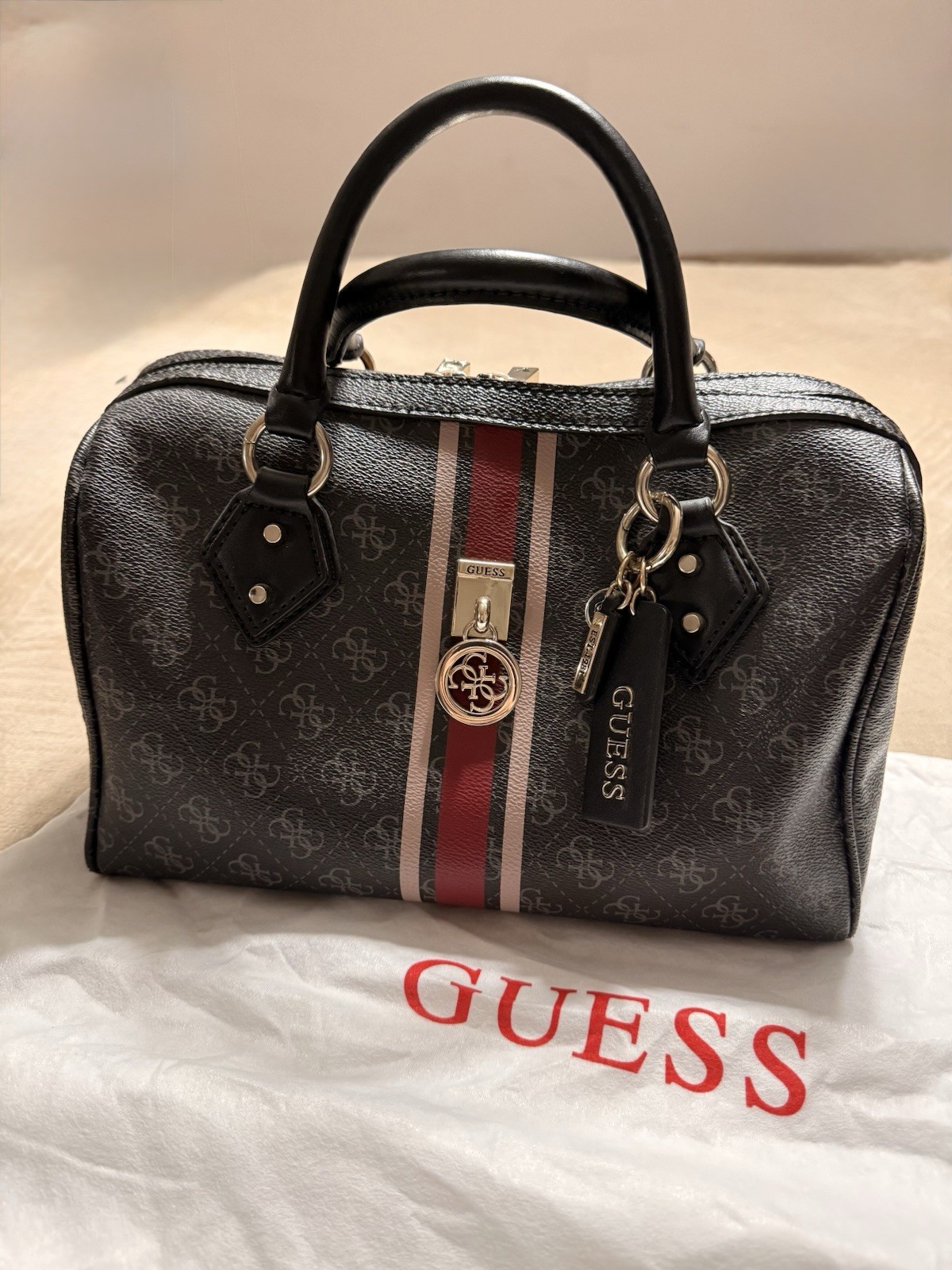 GUESS Logo Satchel Top Handle Bag Black/Red Zip Closure Charm Gold Hardware