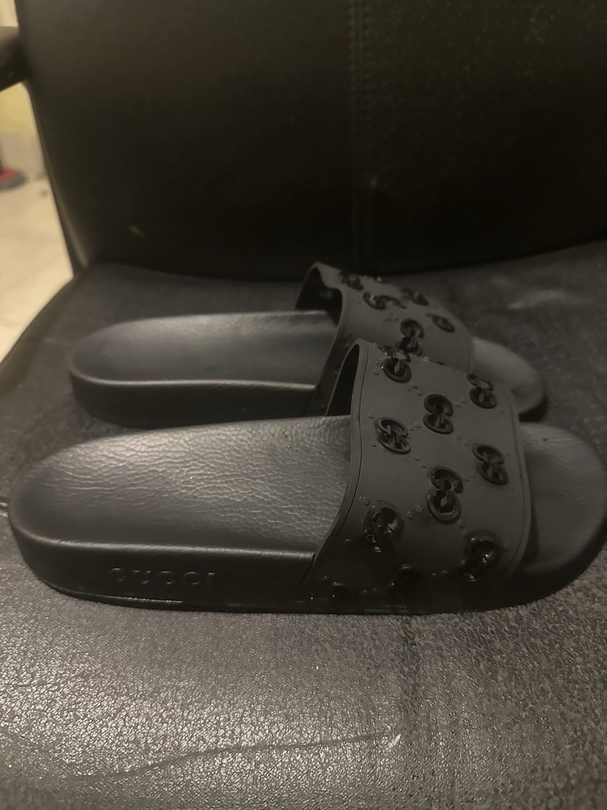 Gucci Black Rubber Slide Sandals Men Logo Slip-On US 9.5 Casual Summer