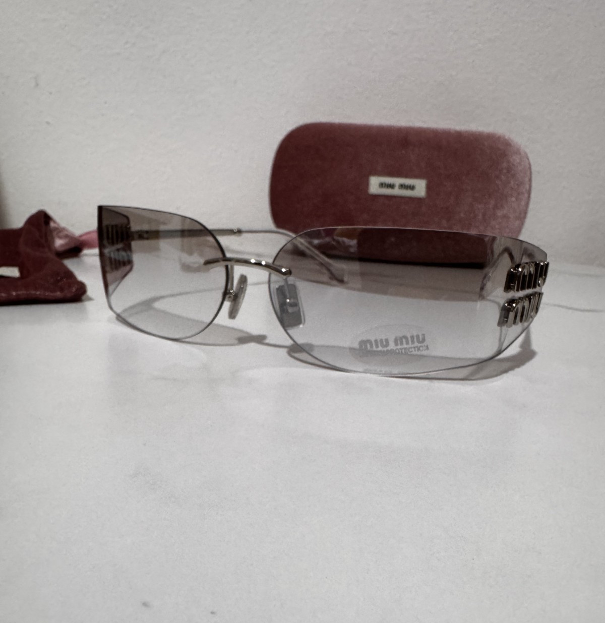 Miu Miu MUA51S Silver/Grey Mirror Silver Gradient 75-14-110 Sunglasses EXCELLENT