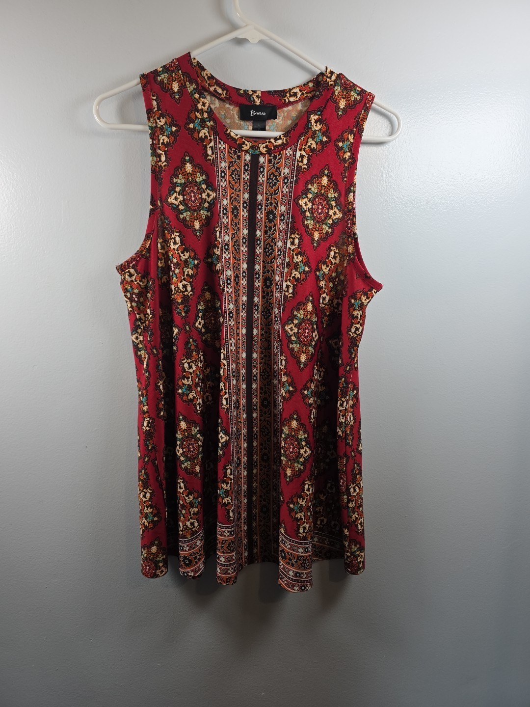Women’s Sleeveless Blouse Size Large, B-Wear
