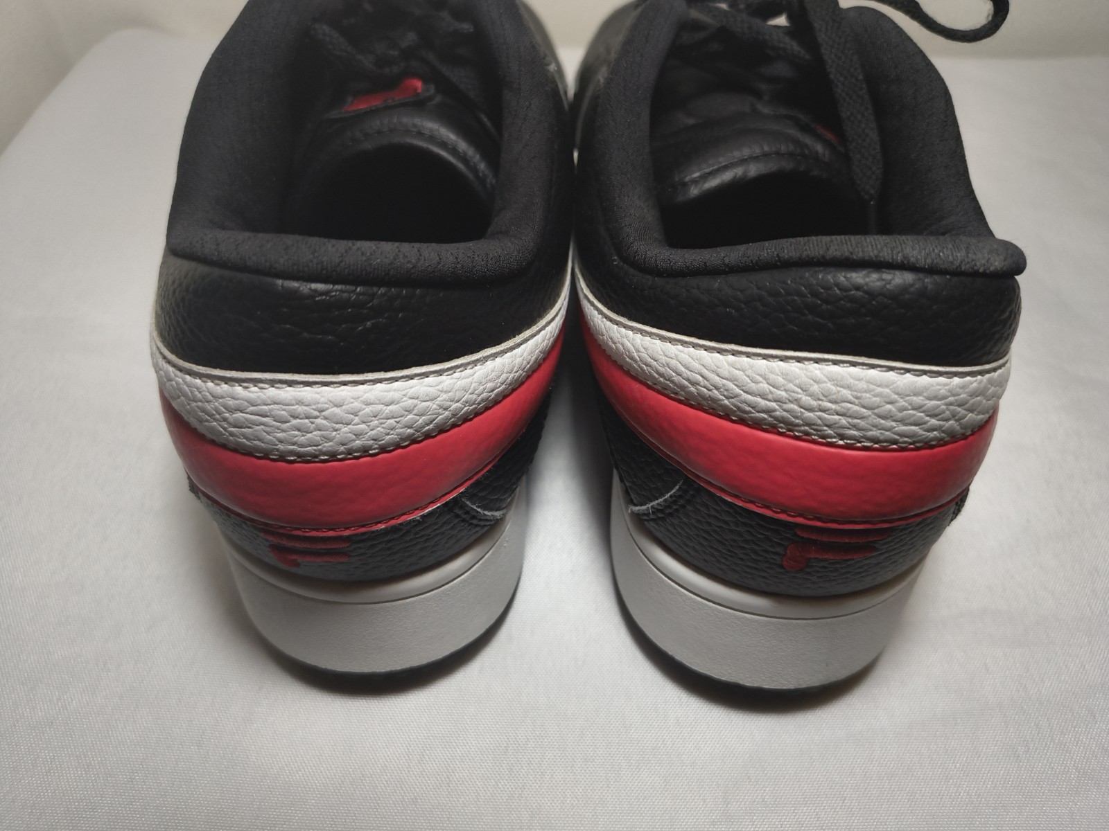 Fila A-Low Top Black Red White Sneakers Size 11.5 Men’s Basketball Shoes (Used)
