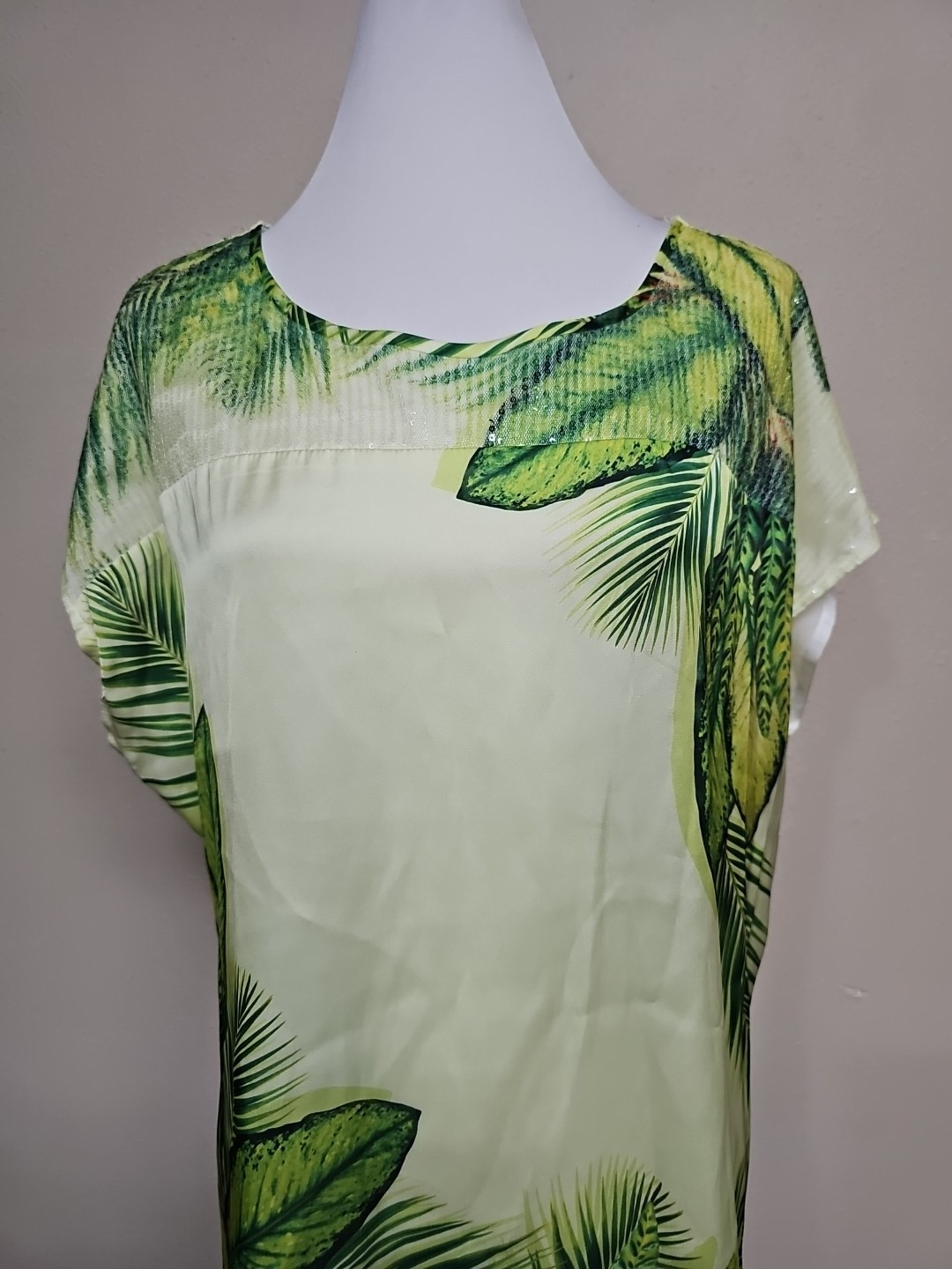 NWT NUE OPTIONS Women’s Blouse Short Sleeve Round Neck Green Polyester.Size XL