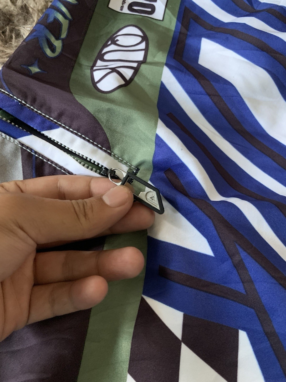 quicksilver boardshorts mens AOP size 33 rare