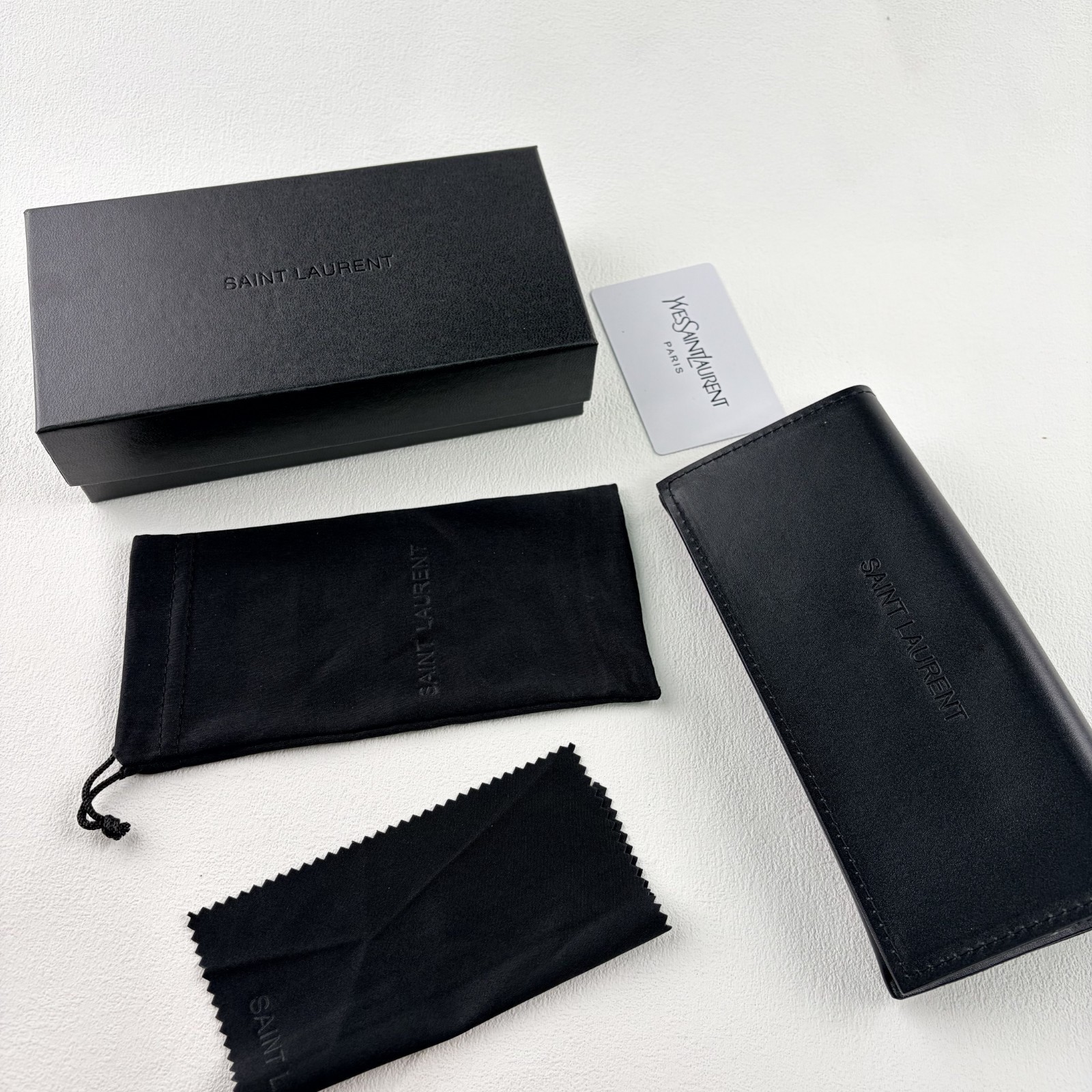 Saint Laurent Blaze Oversized Square Sunglasses SL M119 001 w/ Box & Case