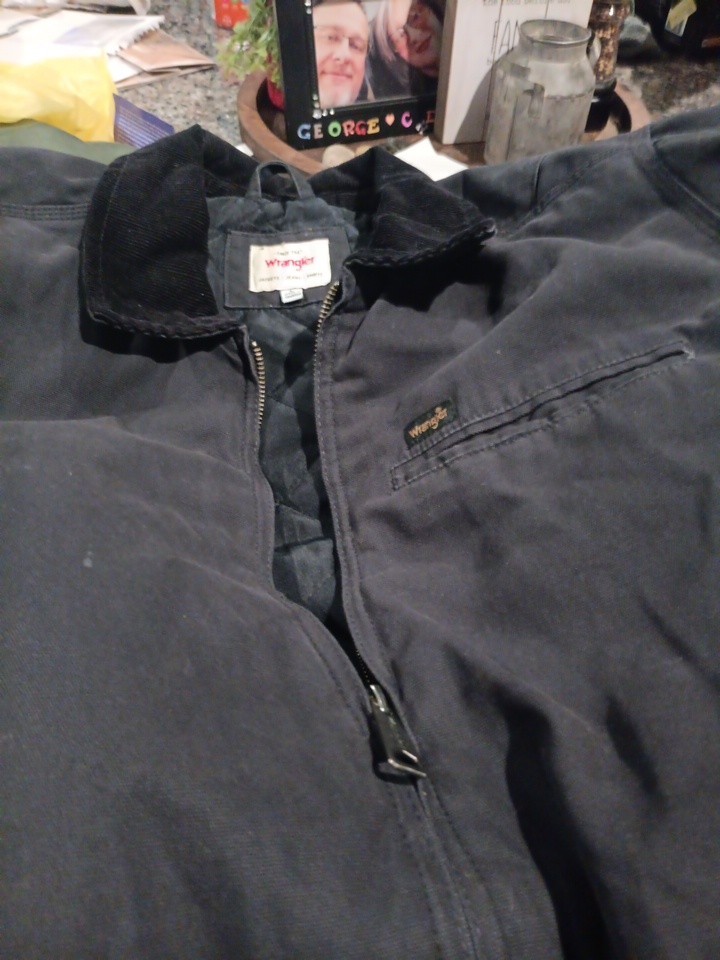 Wrangler Men’s Lined Jacket Black Full Zip Logo Accent Size L