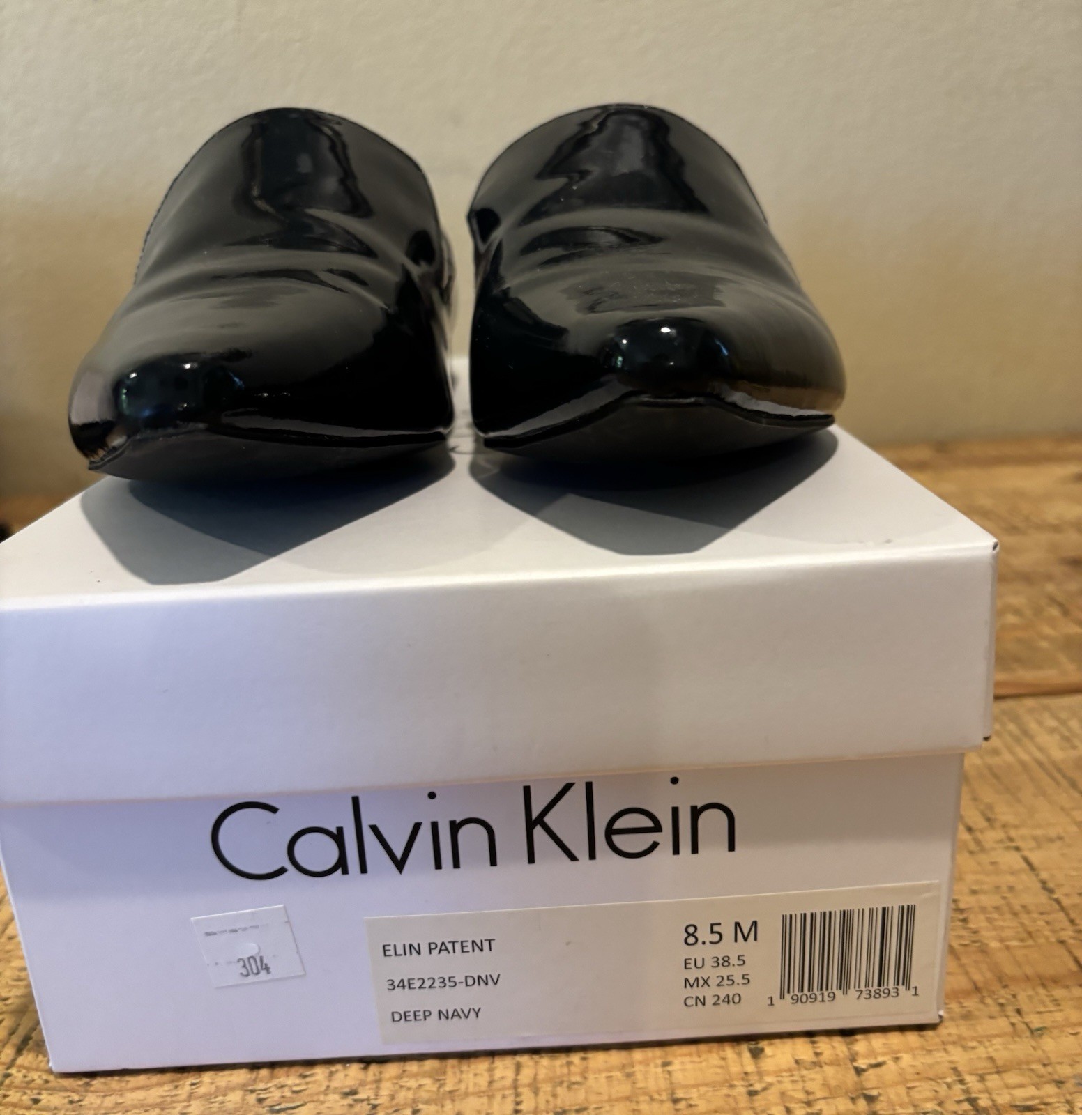 Calvin Klein Women’s Deep Navy Patent Leather Pointed Toe Loafer Flats 8.5 M