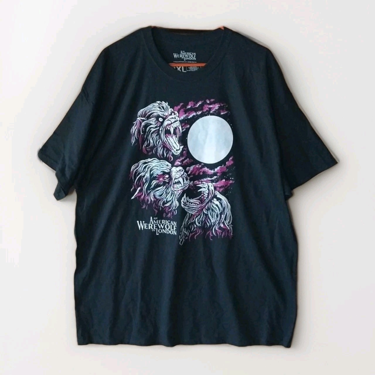 An American Werewolf in London 2XL Loot Crate Horror Movie T Shirt NWOT Tee