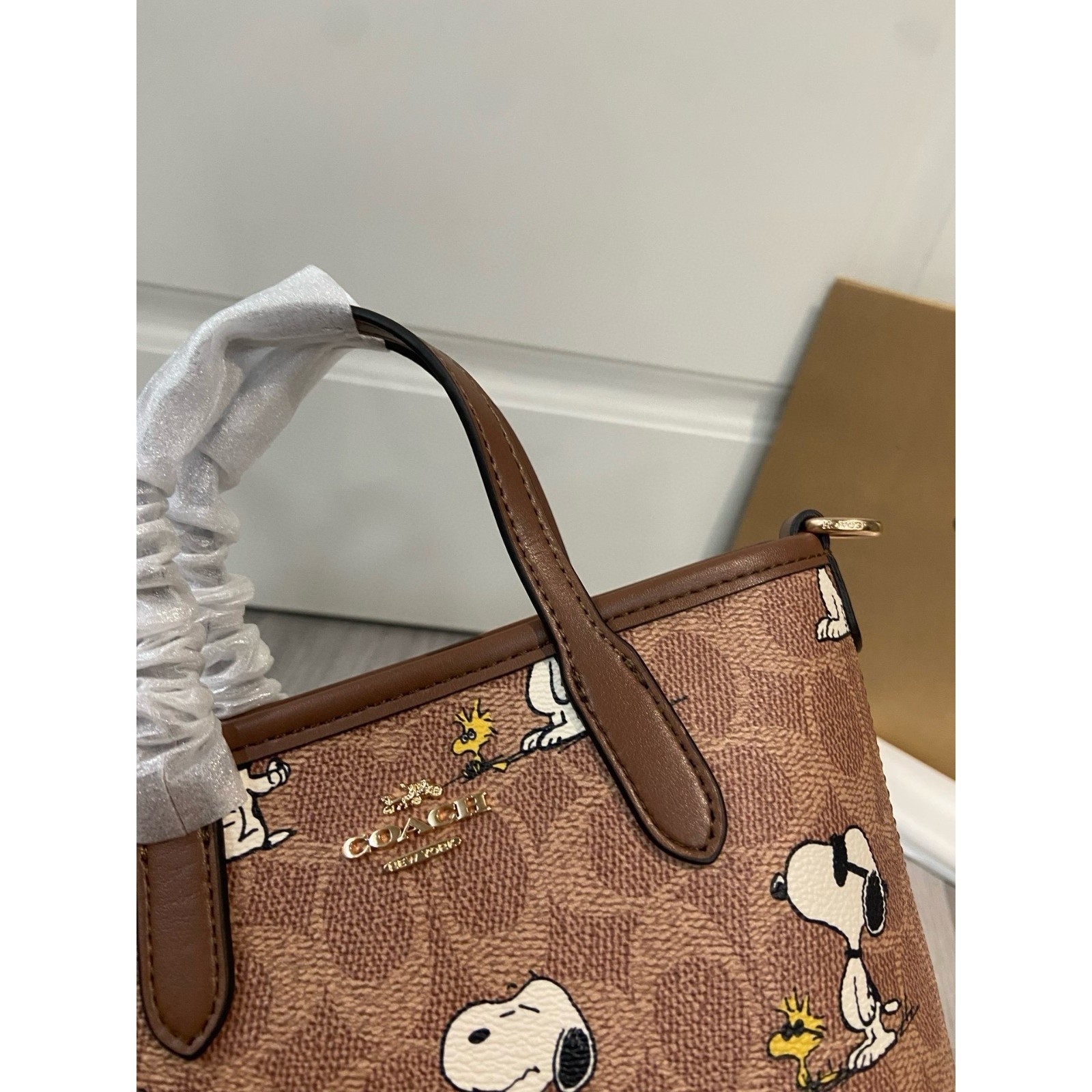 Coach X Peanuts City Mini Tote Bag Signature Canvas Snoopy Print CBS83 OutletNEW