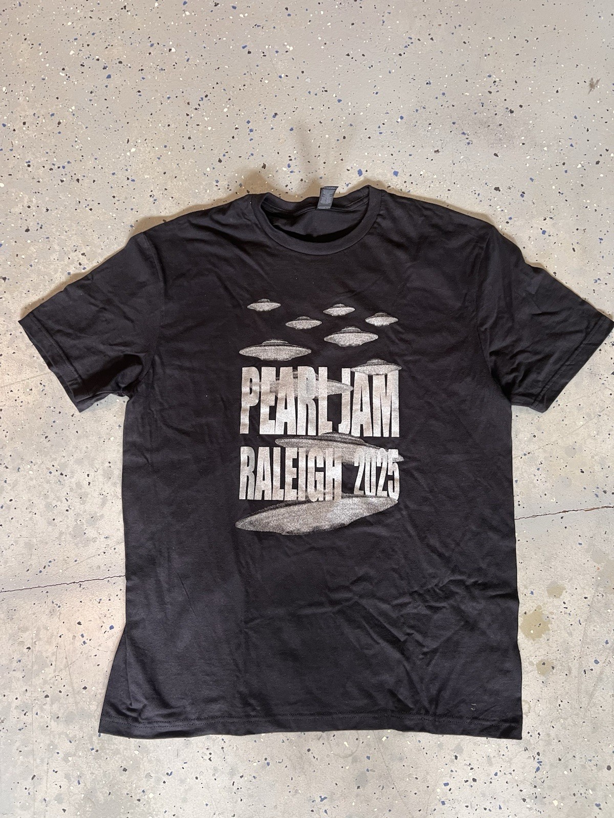Pearl Jam Raleigh 2025 UFO Shirt