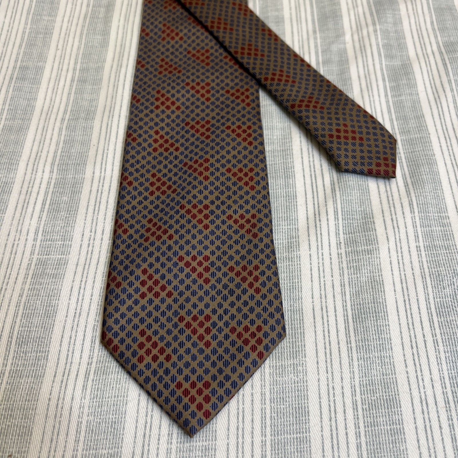 Vintage Austin Grey Neck Tie 100% Silk Made In Italy 58X3-1/4 L#11