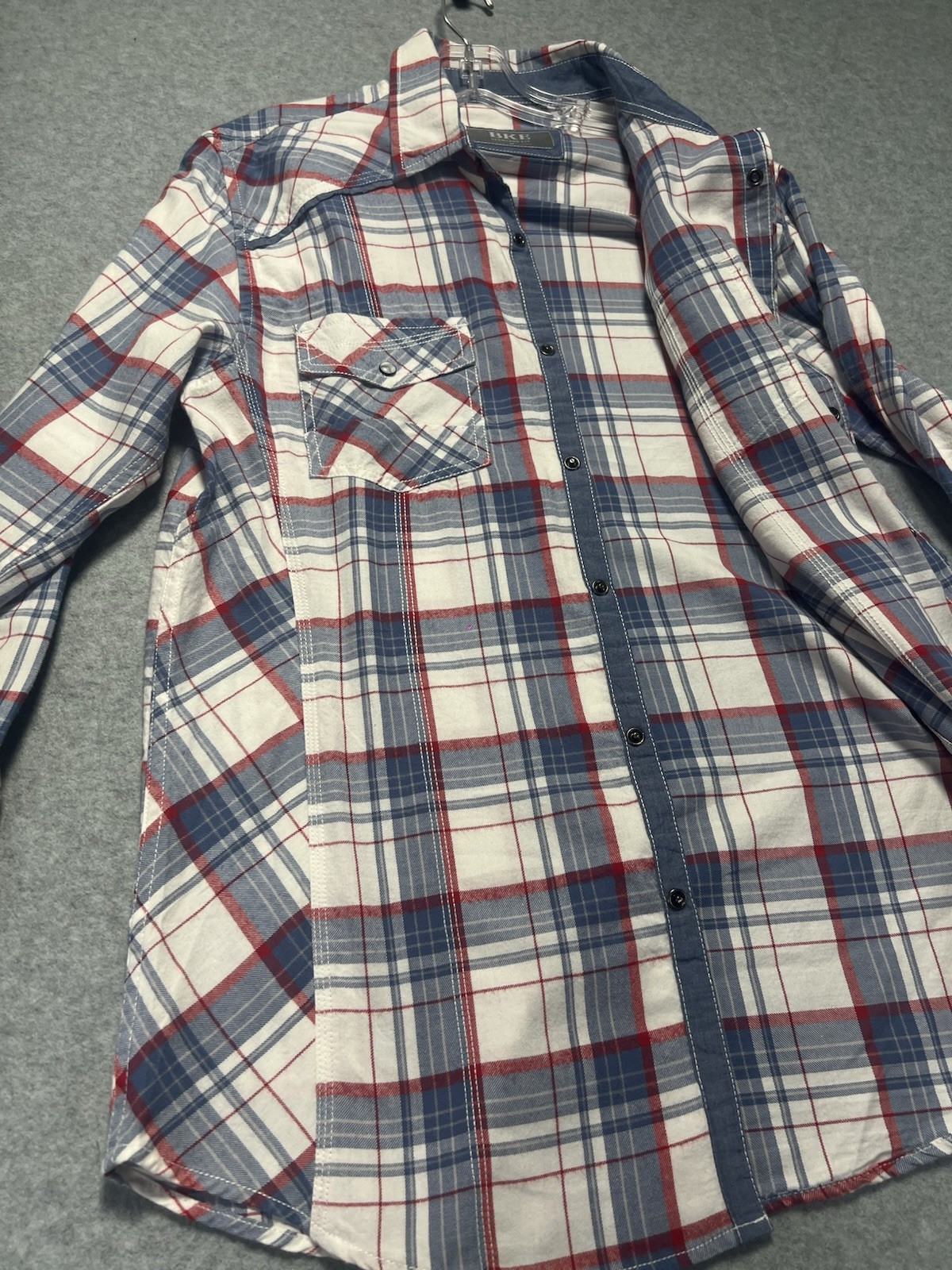 BKE Buckle Shirt Snap Button Size M Blue White Plaid Western Long Sleeve