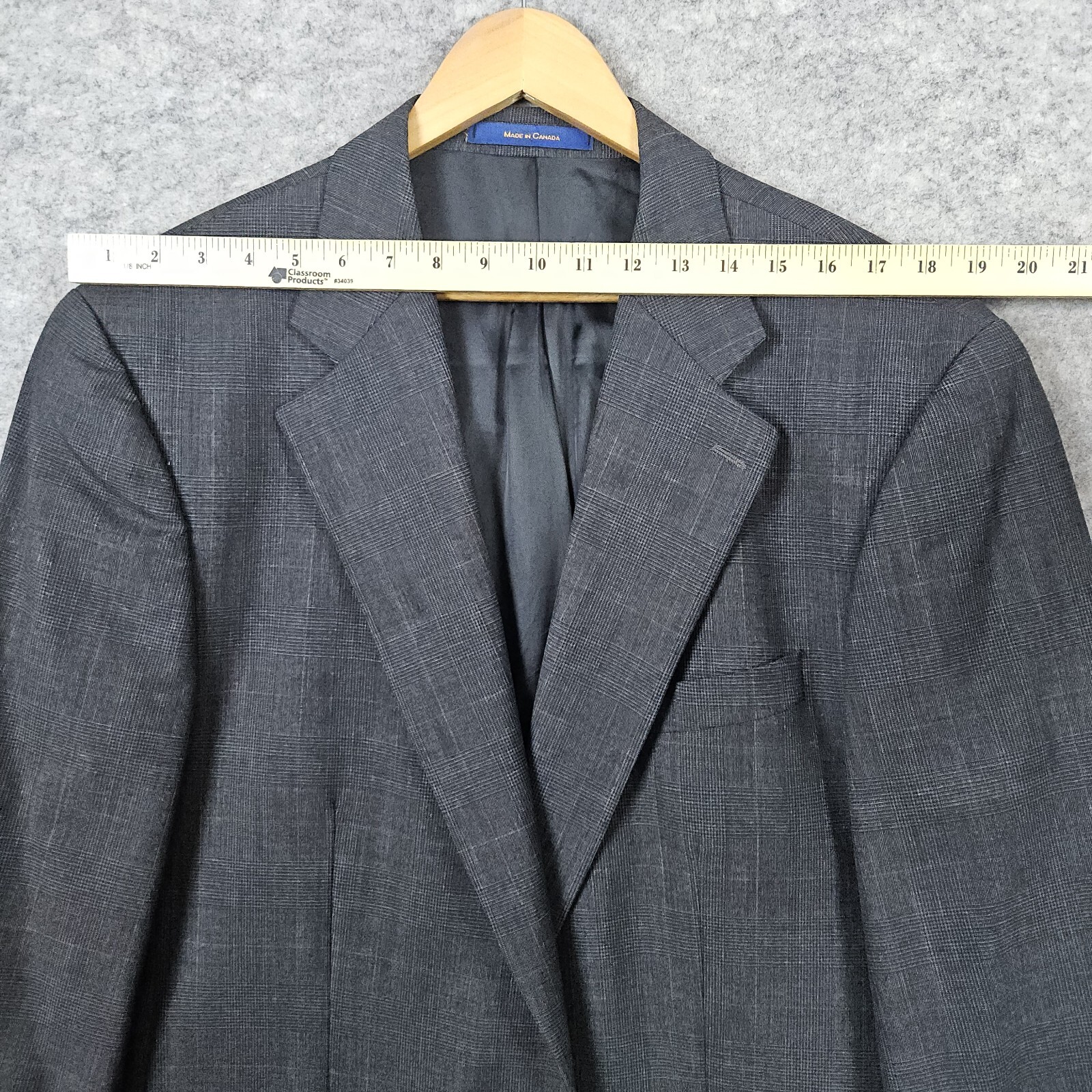 Chaps Ralph Lauren Men’s Blazer Size 44R Dark Gray Windowpane 100% Wool 2-Button