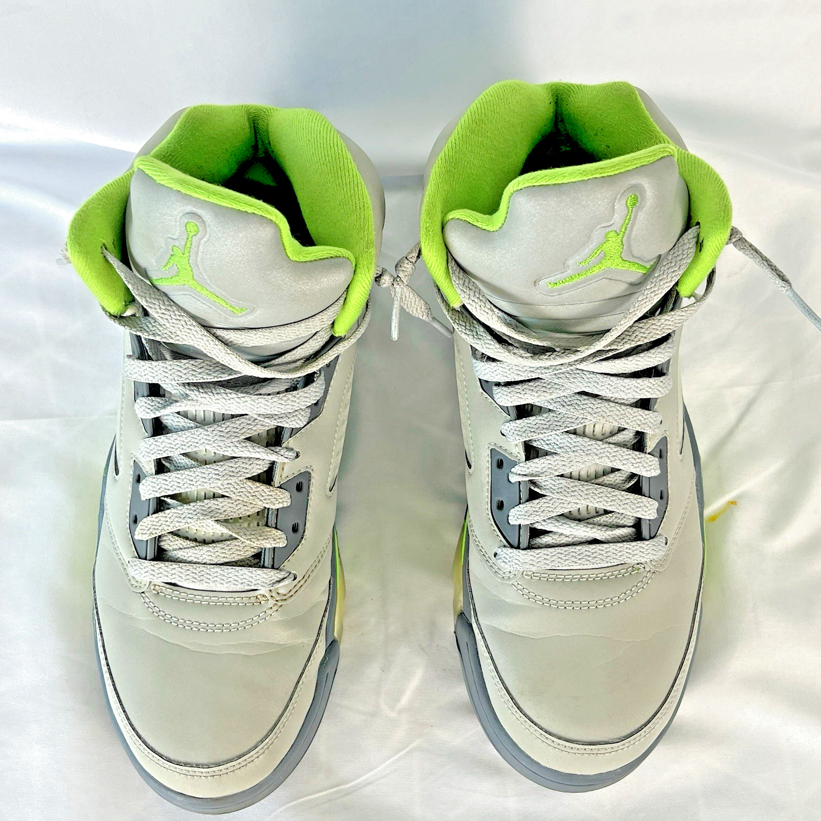 Jordan 5 Retro Green Bean Grey Leather Sneakers Size 8.5 DM9014-003