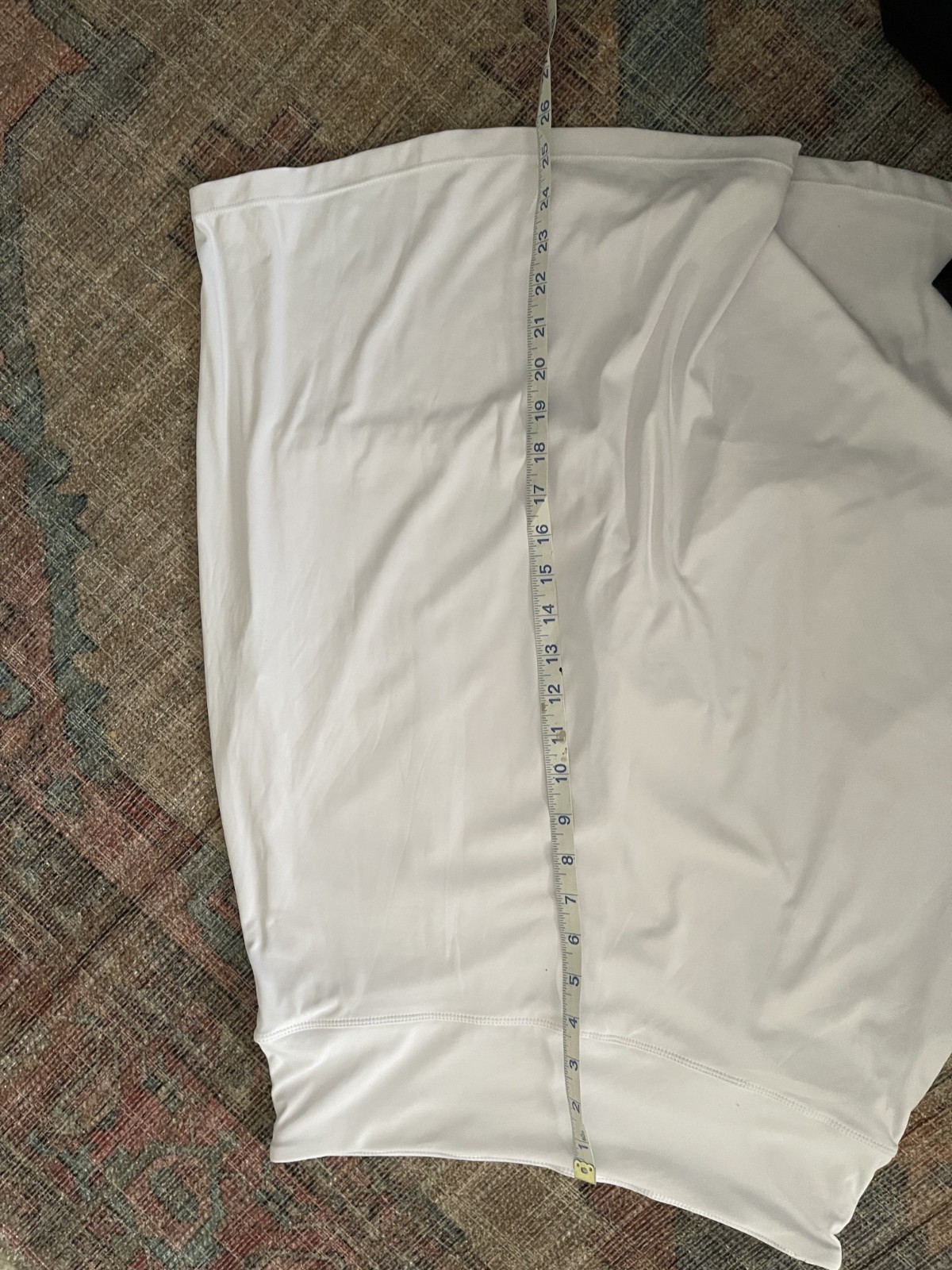 white athletic swim skirt NWT size L two zip up pockets