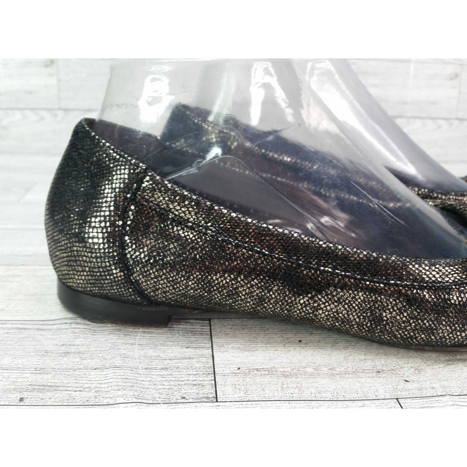 Women’s AGL Monika Flats Leather Cap Toe Flats Shoes Size 38.5 US 8.5 Shimmering