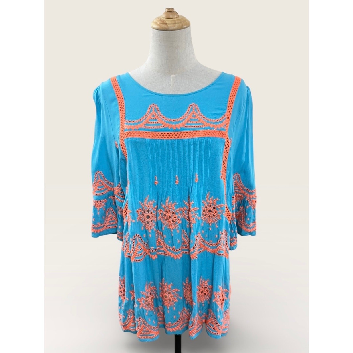 Ivy Jane Turquoise Peasant Top w/Orange Eyelet Detail & Ruffle Sleeve, Size. M