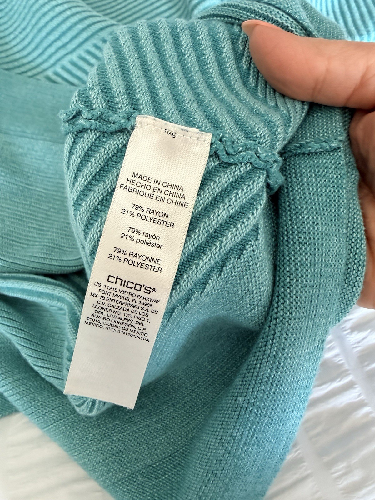 Women’s Chicos Size 2 ( Large) Teal Textured Mid Weight 3/4 Sleeve Sweater EUC