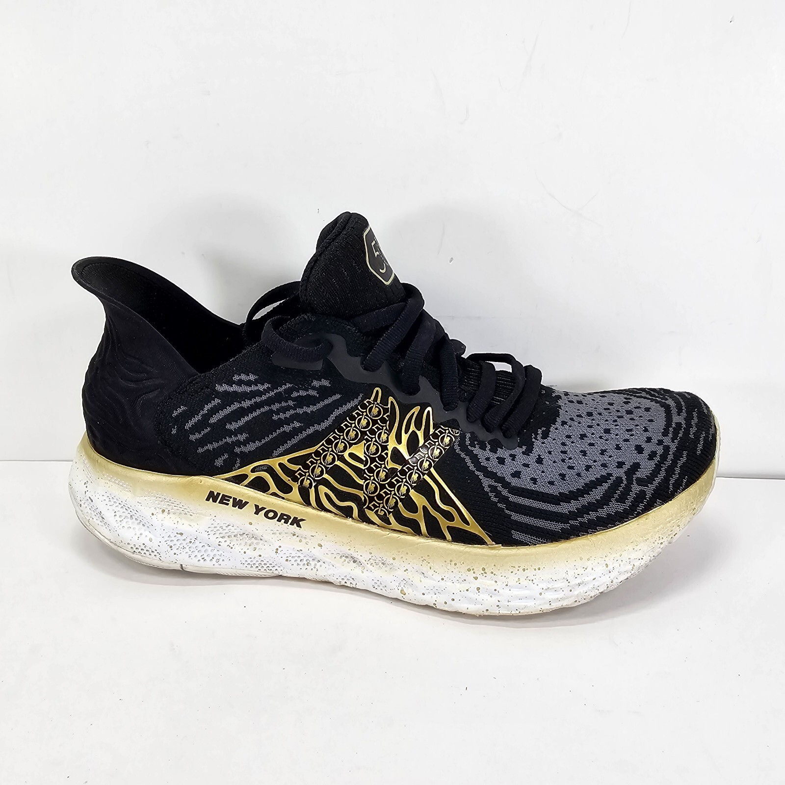 New Balance Fresh Foam 1080 New York City Marathon Black Gold M1080V10 Size 9.5