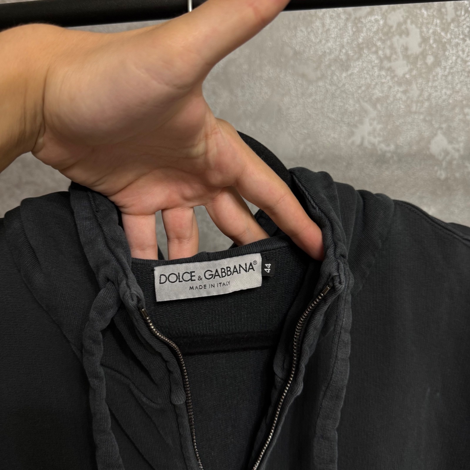 Size 44 – Dolce Gabanna Jersey Zip-Up Logo Plaque Hoodie