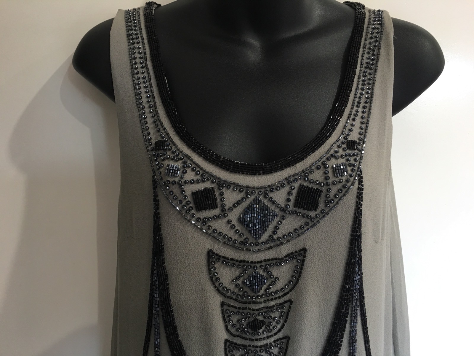 Grace Hill Designer Art Deco Vintage Retro Party Sequins Grey Black Top Size 8